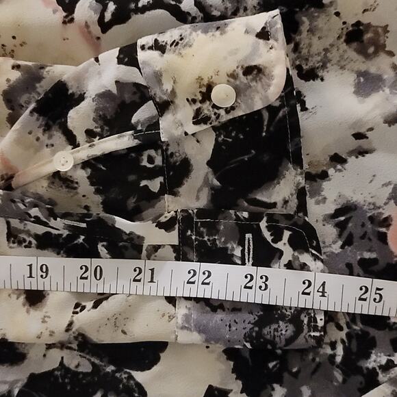 Talbots Two Way Long Sleeve Pocket Floral Blouse Size 10 - Picture 7 of 9